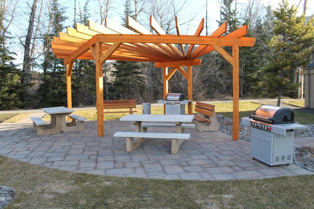 The Kanata By Bcminns Blairmore Εξωτερικό φωτογραφία